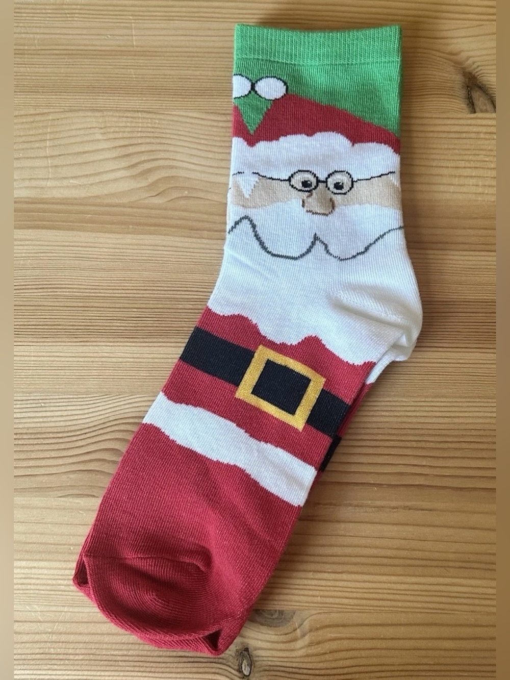 Women’s Adult Sz Medium 5-10 Christmas Santa Claus Holiday Knit Crew Socks NWOT